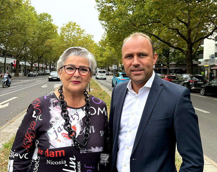 Petra Schwarz im Gespräch mit Sebastian Czaja